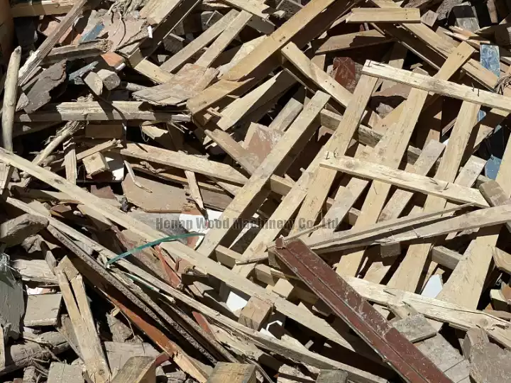 Wooden pallet raw material source