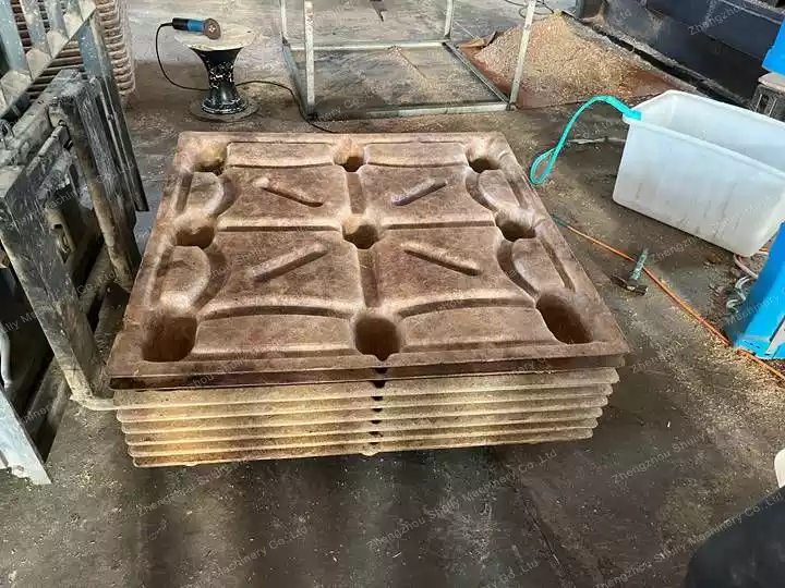 Compressed wood pallets